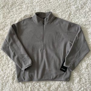 COPY - Lululemon Oversized-Fit Fleece Half Zip Gull Grey
In Size L